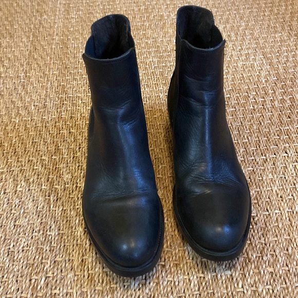 Browns Black Leather Chelsea Boots - Picture 5 of 11